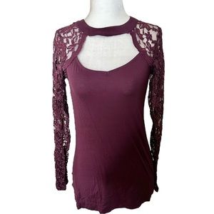 Host Pick* Queen Ann Neckline Choker Lace Sleeves Keyhole Back Top XS